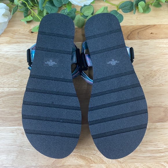 Guess Women's Avin Strappy Platform Sandals 8.5M - Picture 6 of 8